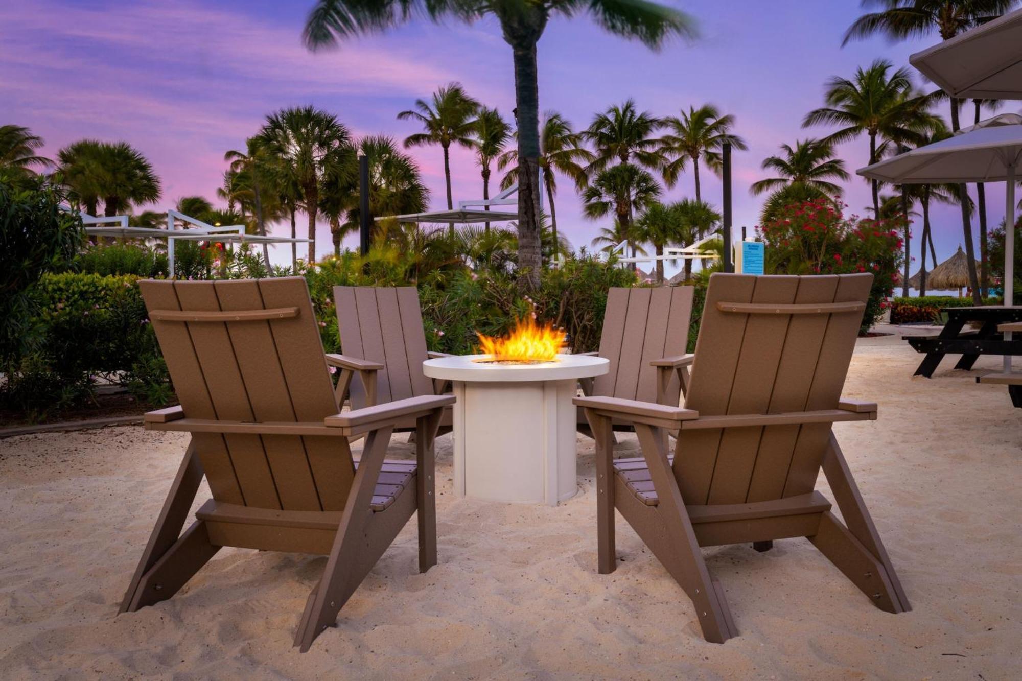 Marriott'S Aruba Ocean Club Hotel Palm Beach Exterior photo
