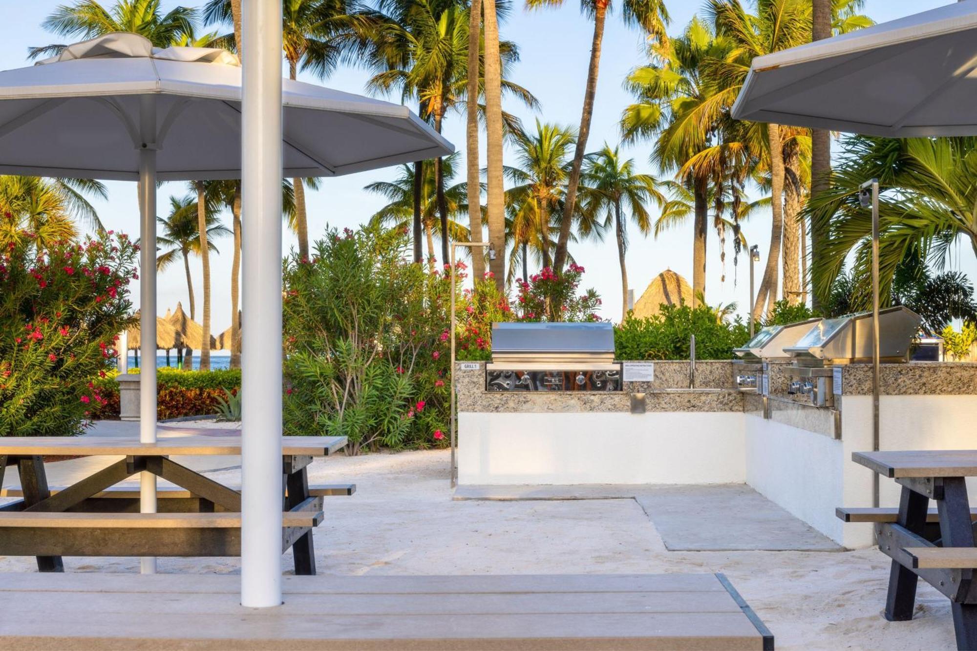 Marriott'S Aruba Ocean Club Hotel Palm Beach Exterior photo