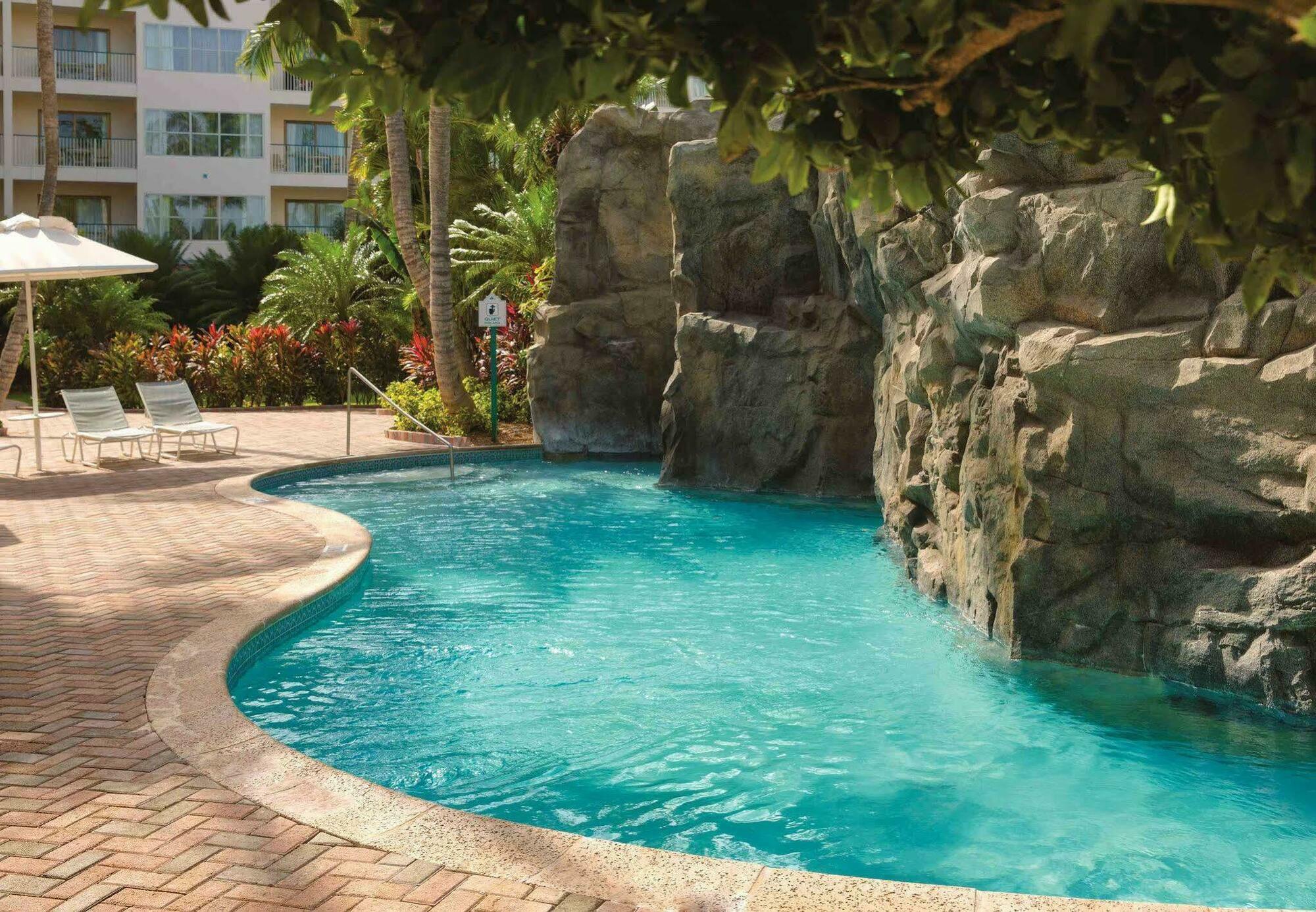 Marriott'S Aruba Ocean Club Hotel Palm Beach Exterior photo